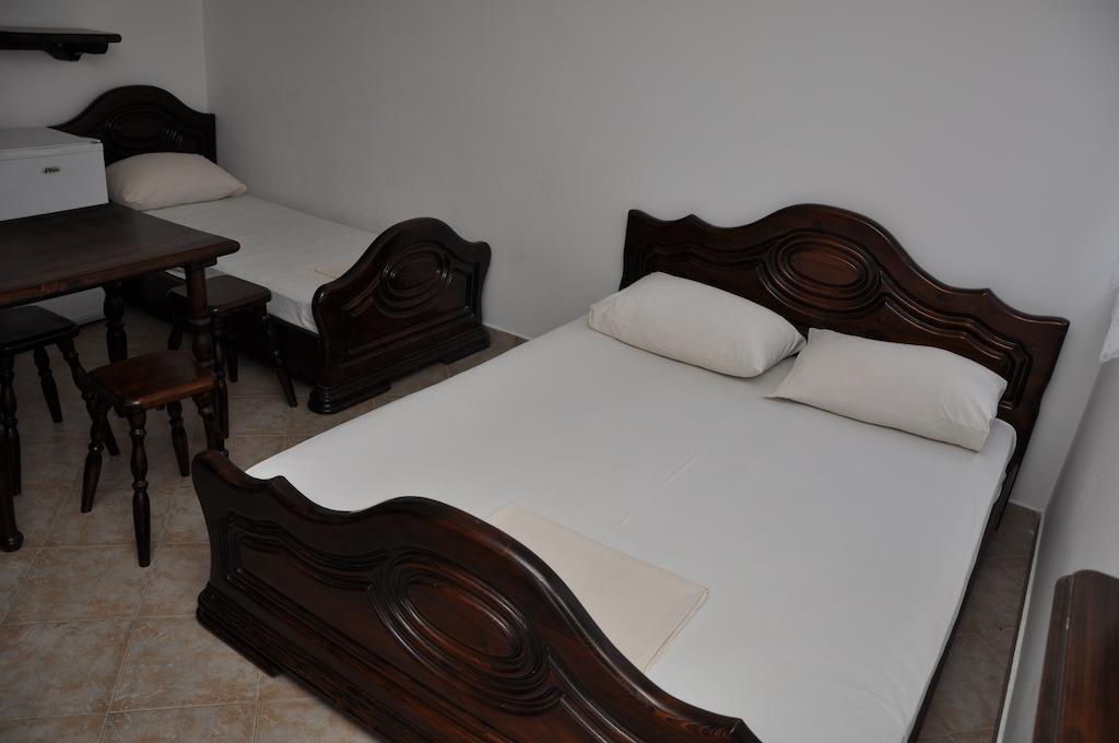 Rooms & Apartments Anka Bar Rom bilde