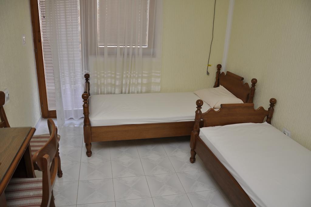 Rooms & Apartments Anka Bar Rom bilde